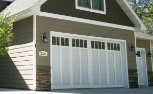 SR-82 in white with stockbridge windows
